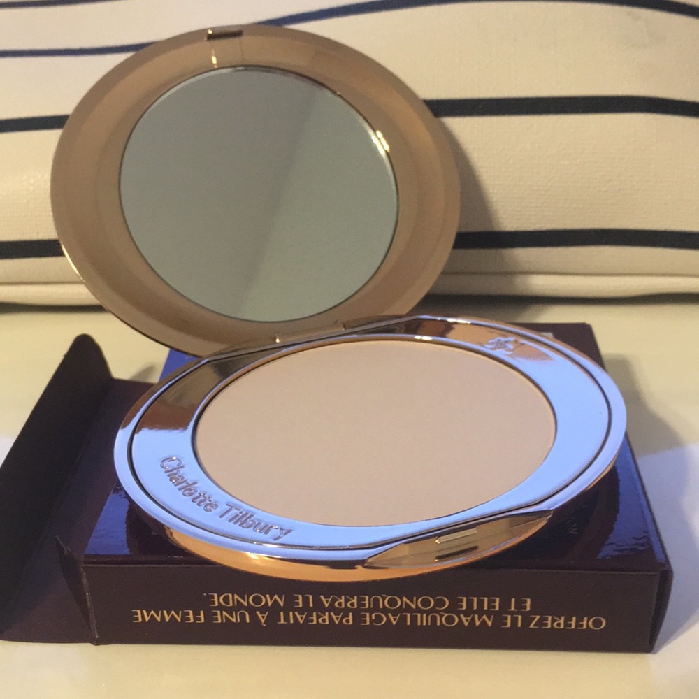 Charlotte Tillbury airbrush flawless finish